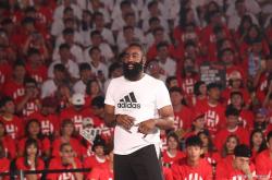 包含哈登在中国队比赛中突破纪录，爆冷引发热议！的词条