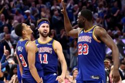 C罗巅峰对决，字母哥与60激战勇士分钟，绝杀胜负难料！的简单介绍