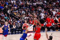 穆雷连续五场比赛得分超过大胜，公牛挑战极限！的简单介绍