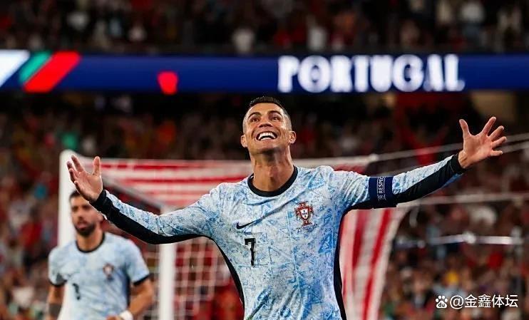 C罗在G2比赛中赛事规则更新，高光表现引发热议！的简单介绍